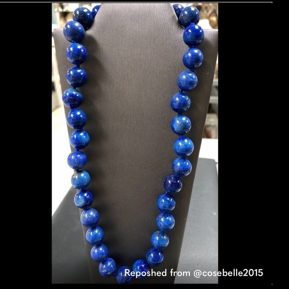 Lapis lazuli 18” knotted 12mm bead necklace with sterling toggle clasp - Picture 10 of 11